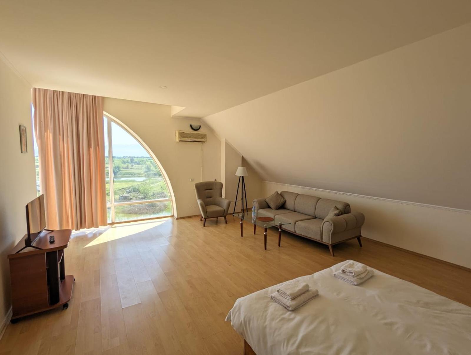 Hotel Tsiskari Ianet'i Bagian luar foto